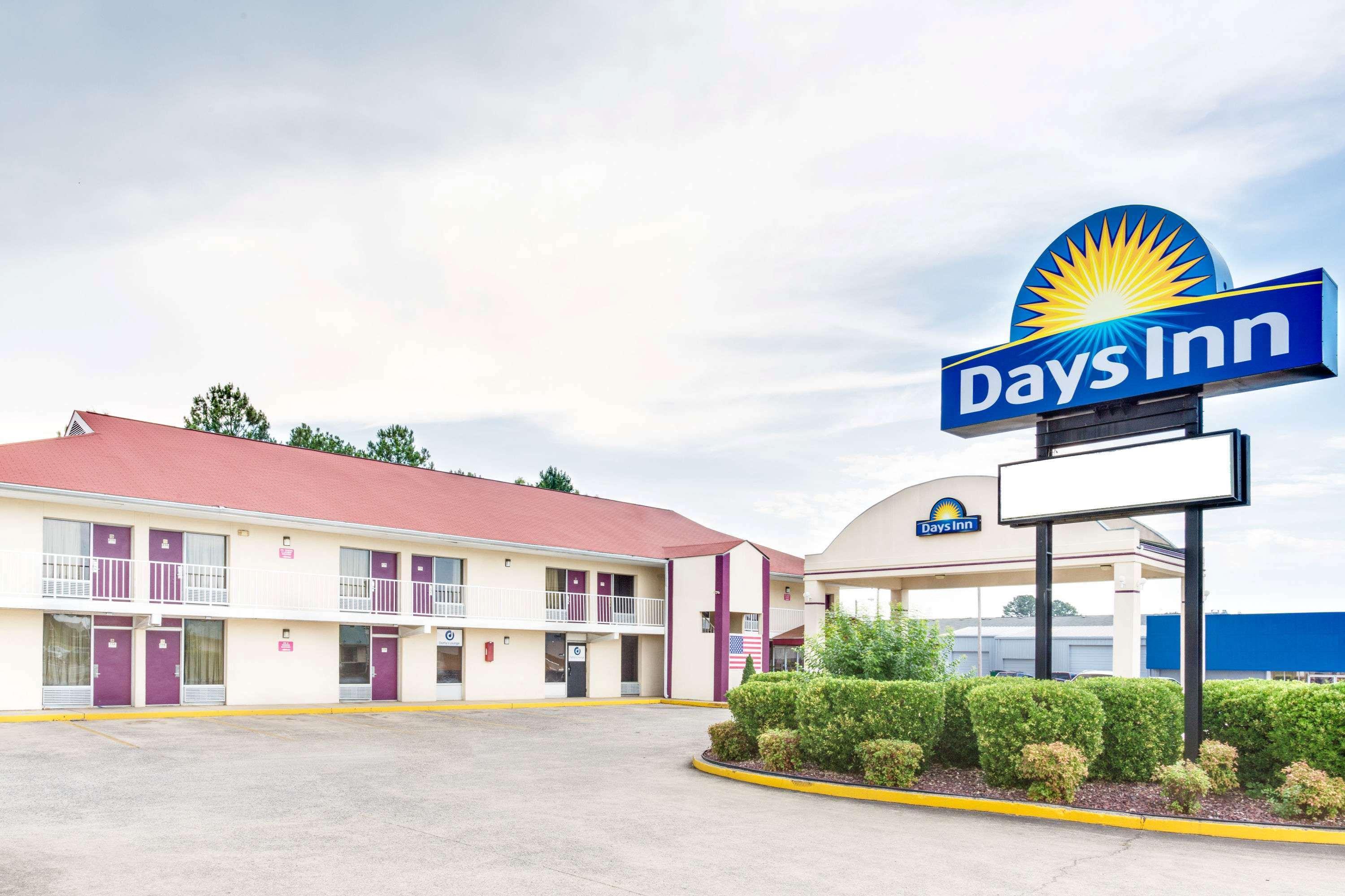 Days Inn By Wyndham Muscle Shoals Buitenkant foto